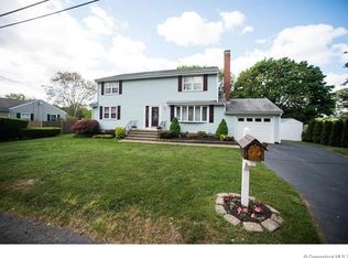 63 Springdale St, Hamden, CT 06514