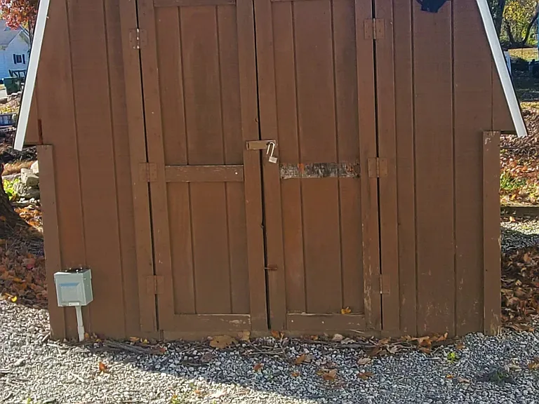 824 E Harris St — Photo 11