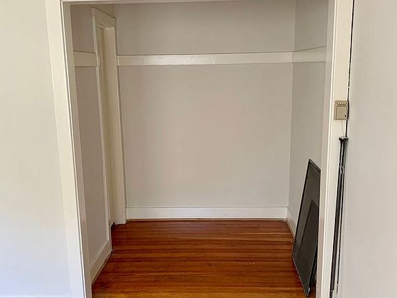 4th image of 1207 N Orange Dr #11476336