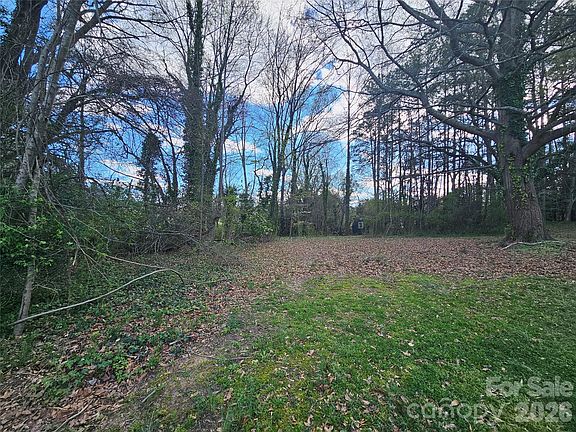 3rd image of 0 Crestview Dr