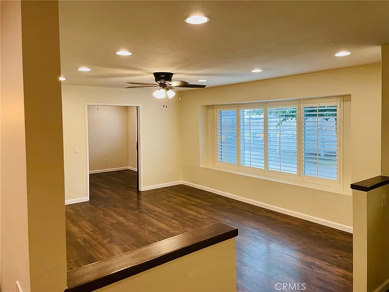1192 Man O War Dr — Photo 23