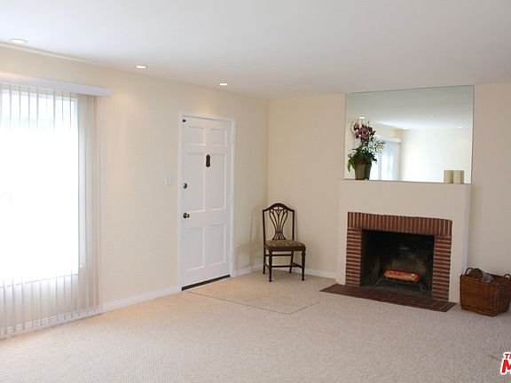 4th image of 3414 Kelton Ave