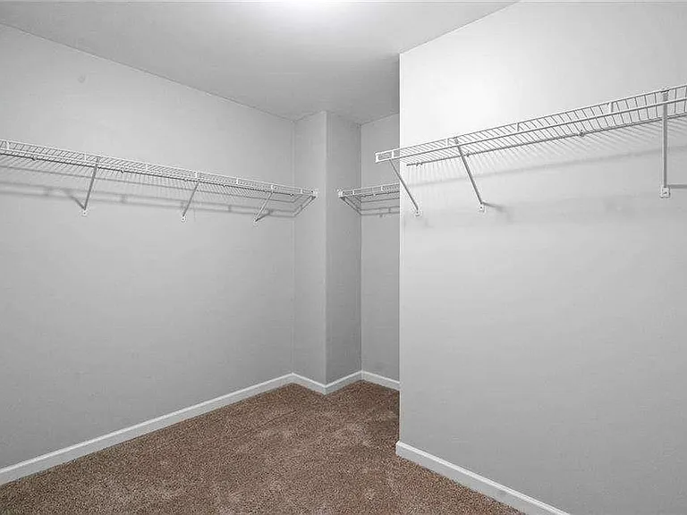 113 Oakview Psge #1 — Photo 16
