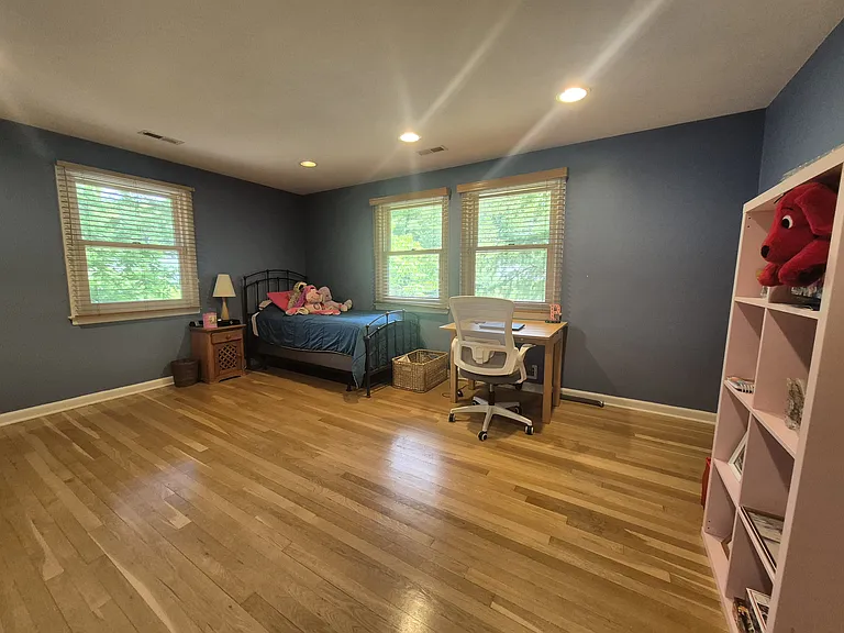205 Long Hill Dr — Photo 23