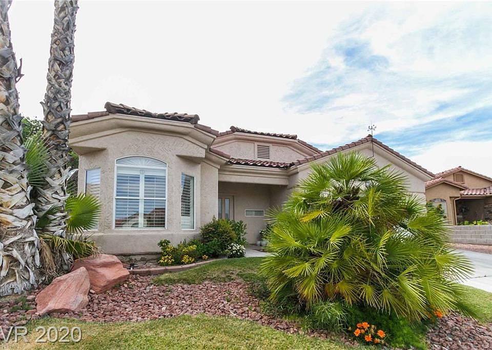 1st image of 790 Los Tavis Way