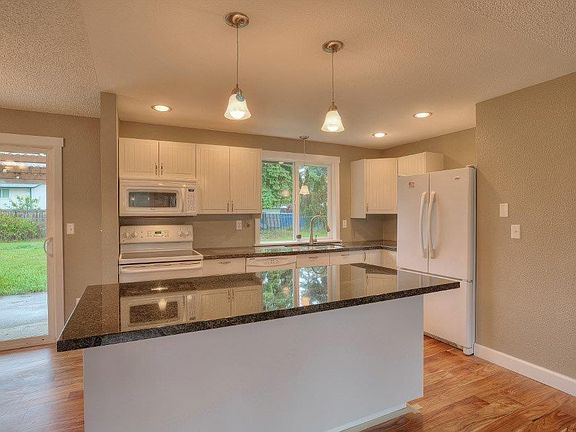 3rd image of 22212 50th Ave E