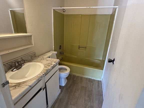 3rd image of 8950 N 97th St #203