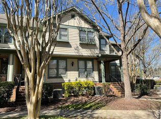 406 Presque Isle Ln #400, Chapel Hill, NC 27514
