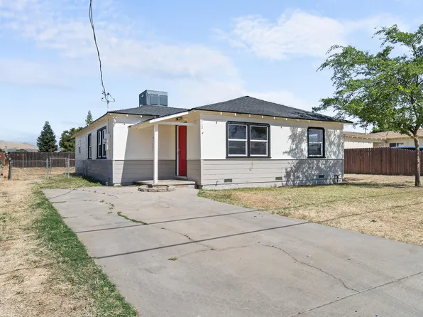 1712 N N Beverly Street, Porterville, CA 93257