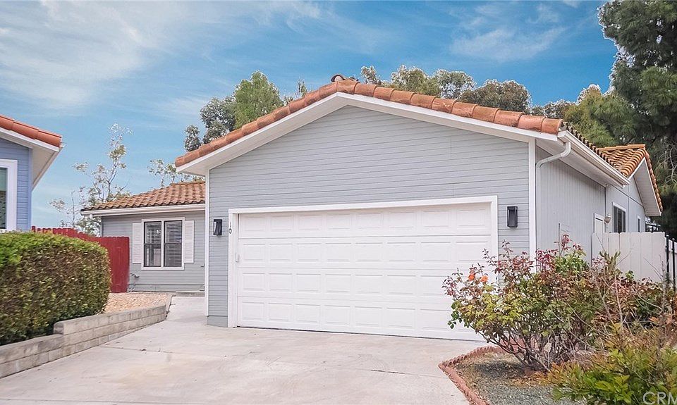 1st image of 14955 Avenida Venusto Unit 10