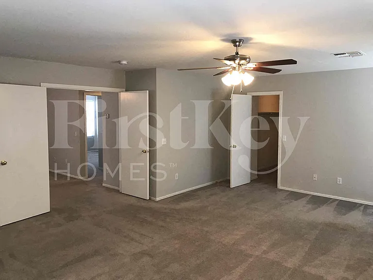 3959 S Nebraska St — Photo 11