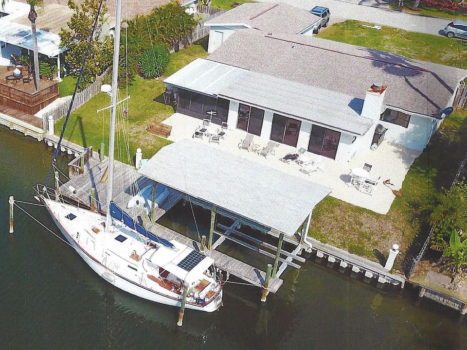 1st image of 410 S Neptune Dr