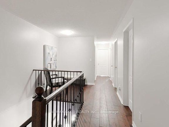 4th image of 3219 Cabano Cres