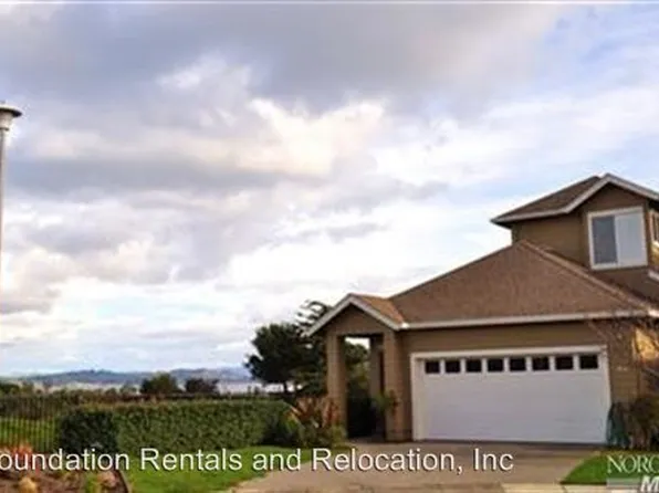 272 Baypoint Dr, San Rafael, CA 94901