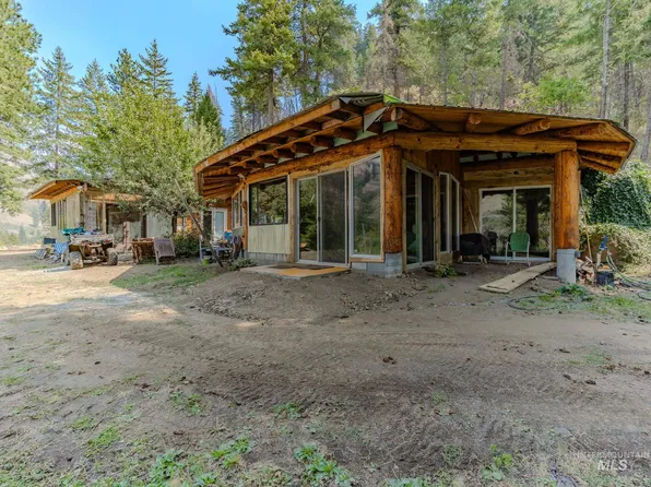 578 Getta Creek Rd, Cottonwood, ID 83522