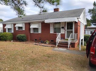 1805 Queens Rd, Kinston, NC 28501