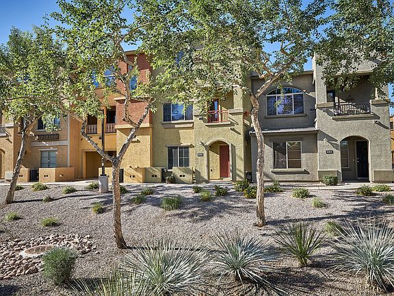 4th image of 2401 E RIO SALADO Parkway #1066