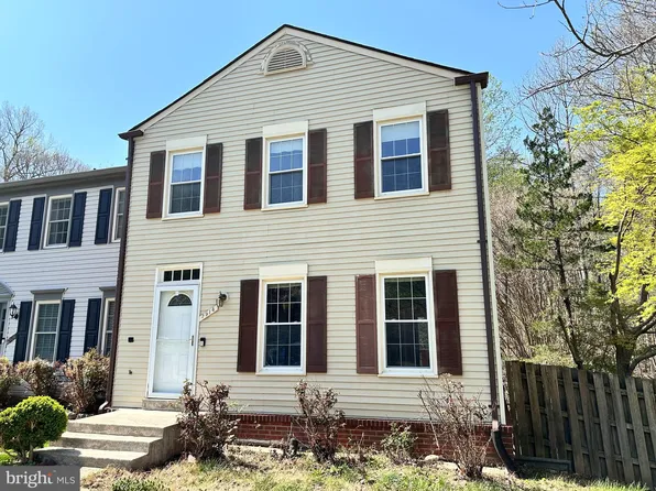 7914 Forest Path Way, Springfield, VA 22153