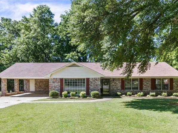 2572 Twin Mnr, Northport, AL 35476