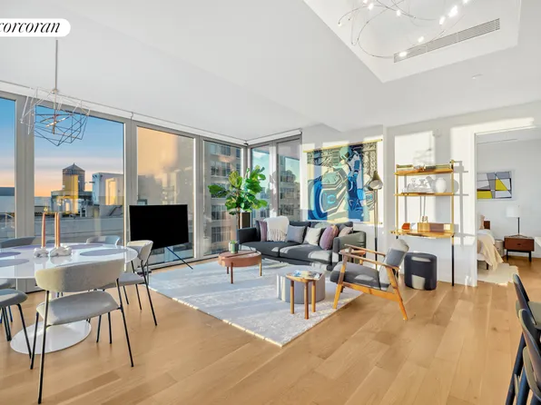 547 West 47th Street image 1 of 10