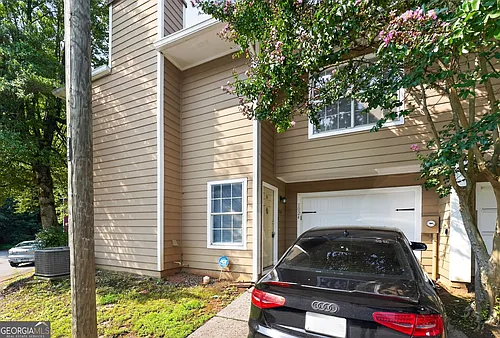 1024 Wiltshire Way Photo 1