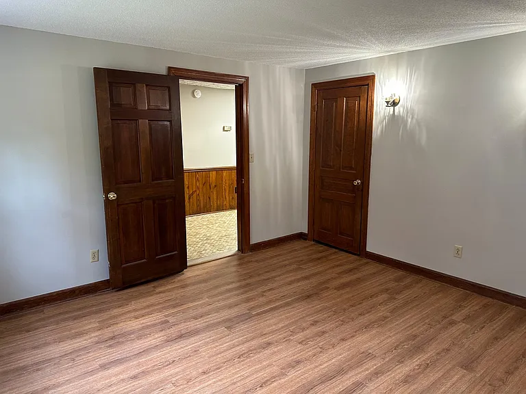 1260 Andrews Rd — Photo 8