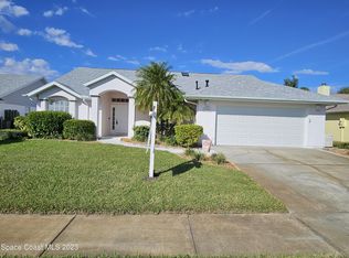 1910 Glen Meadows Cir, Melbourne, FL 32935
