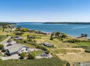 2011 Armstrong Rd, Coupeville, WA 98239