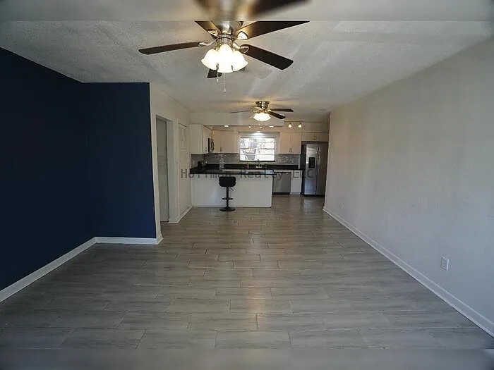 3916 W North A St — Photo 2