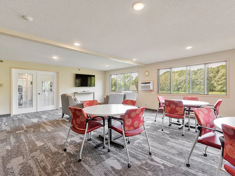 Lakewood Hills Apartments — Photo 23