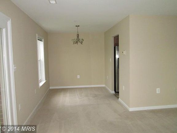 5th image of 101 Carols Pl #125