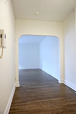 Rented by Metropolitan Equities | media 11