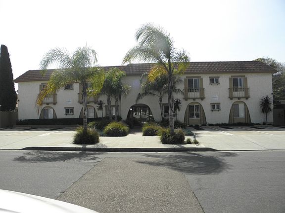 2nd image of 1321 Oliver Ave APT 4