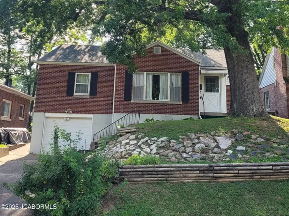 121 Lavinia St, Jefferson City, MO 65109
