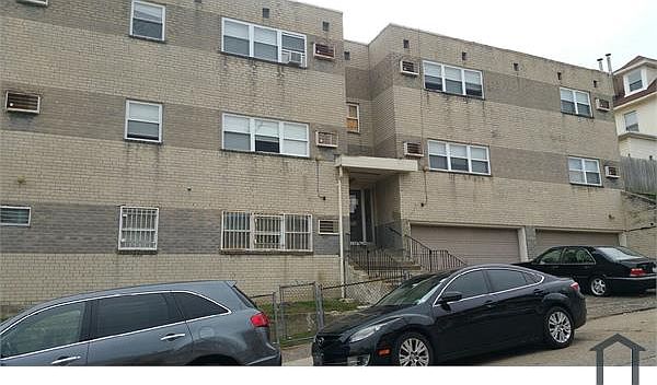 1st image of 1020 W Spencer Ave APT 202