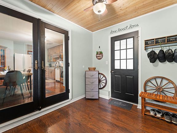 3rd image of 11119 Durbin Pl