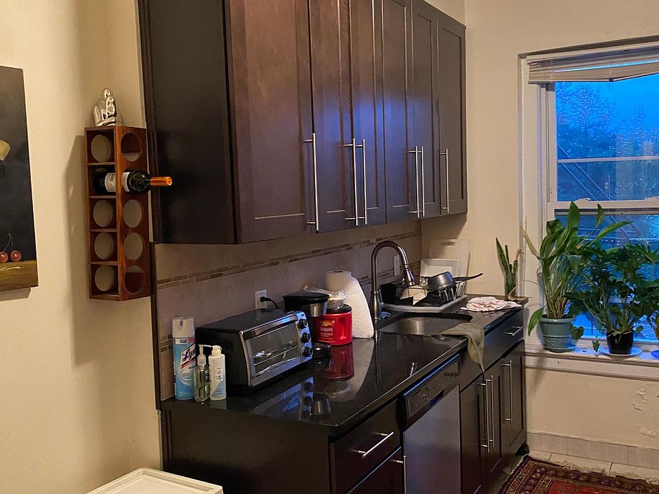1st image of 501 Millburn Ave #18