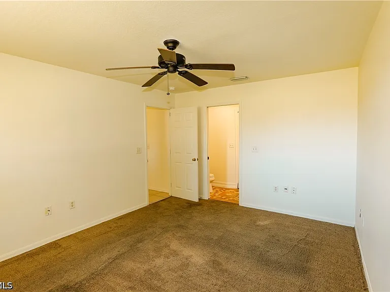 1834 NW 6th Ave — Photo 9