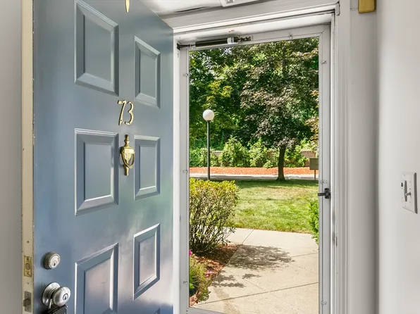 171 Swanton St Unit 73, Winchester, MA 01890