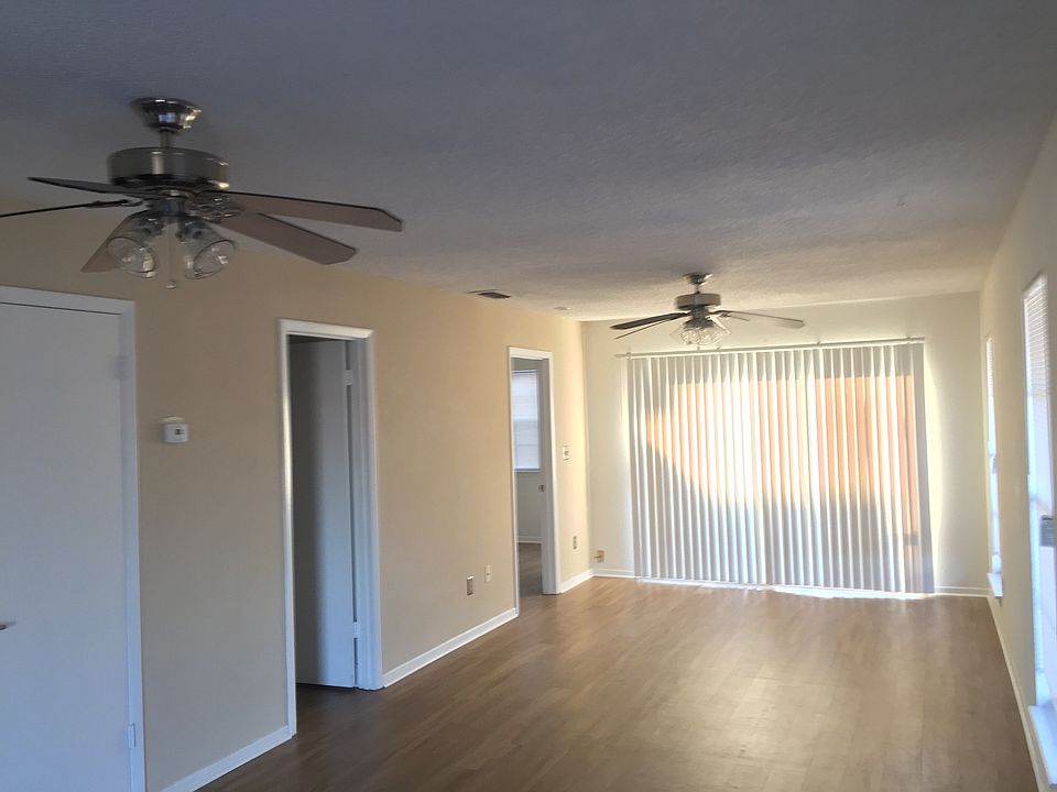 1st image of 313 Dirksen Dr #E3