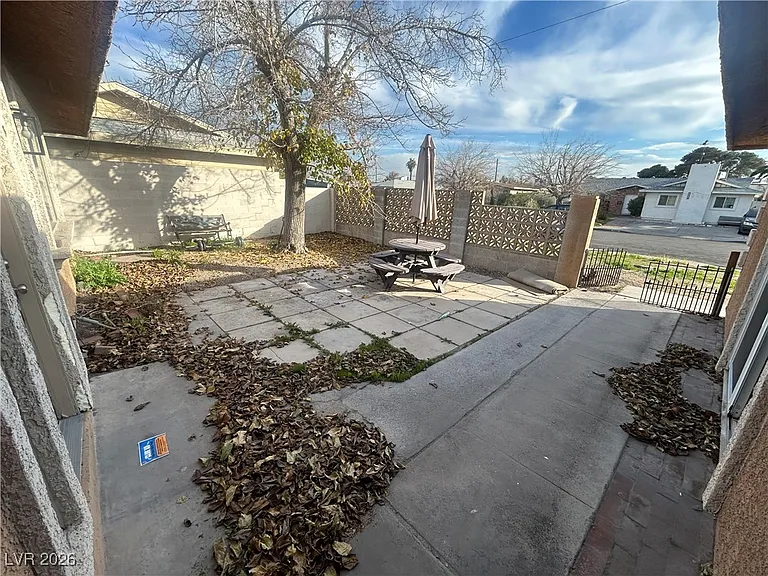 5900 Fawn Ave — Photo 32