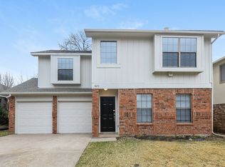 829 Wyndham Pl, Arlington, TX 76017