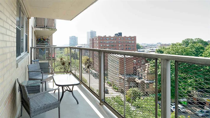 Rented by null | media 9