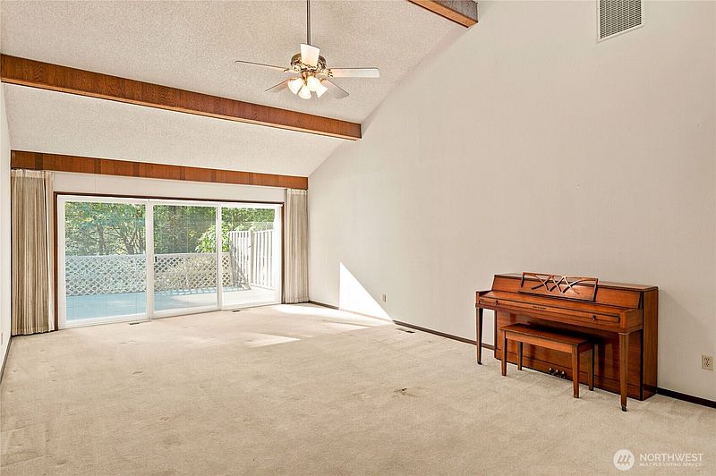5th image of 5628 139th Street NW