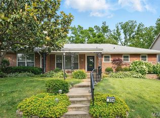 854 Saxony Ct, Saint Louis, MO