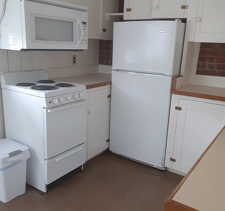 Nicely laid out kitchen.