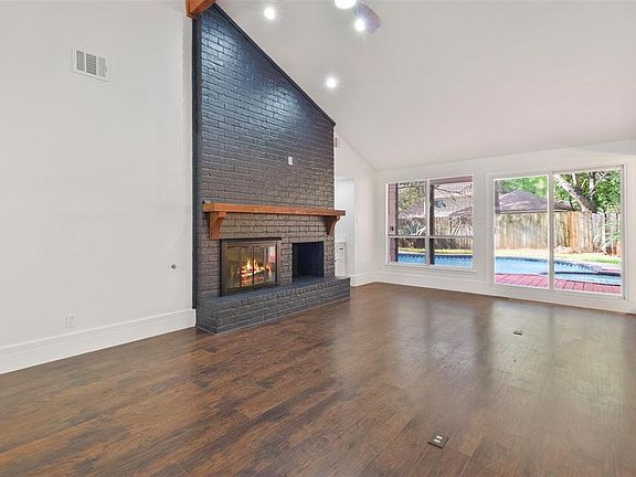 4th image of 29 Brushwood Court