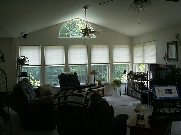 Large Family room 32 x 16