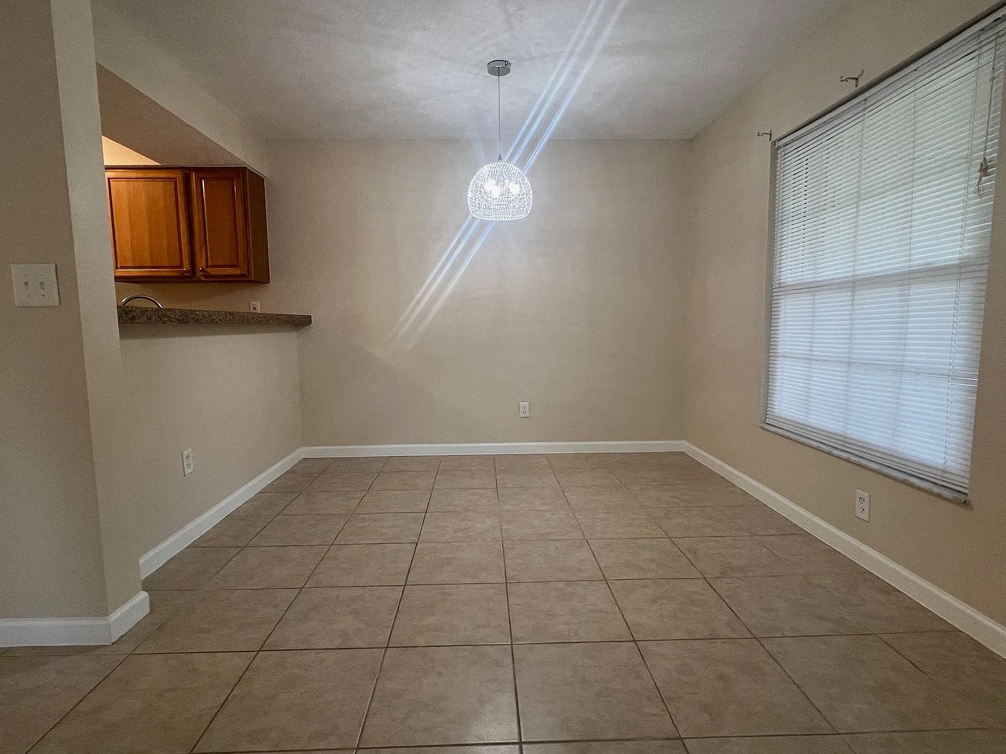 First Floor Condo in Bonaventure — Photo 4