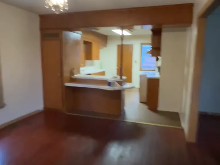 1909 Phelps Dr — Photo 6